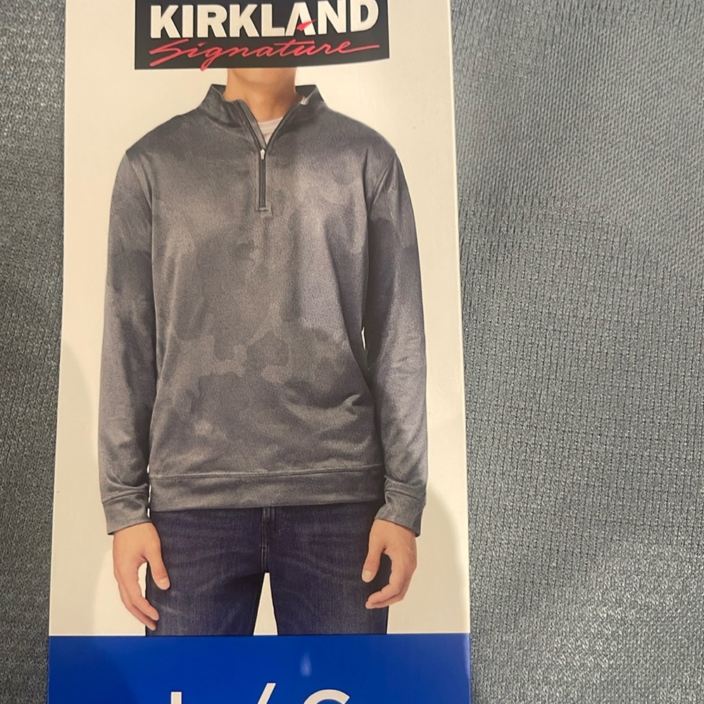 L: Kirkland Signature Men's performance 1/4 zip top- Light Blue